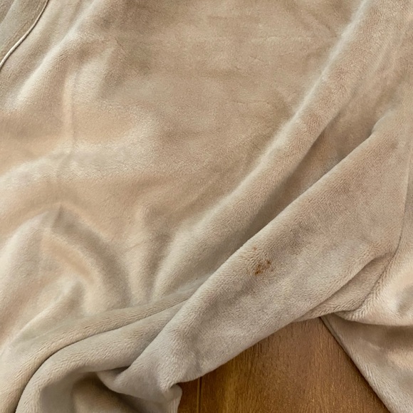 GUESS Vintage Kids Tracksuit - Picture 7 of 7